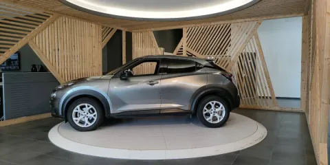 Nissan Juke 1.0 dig-t N-Connecta 114cv - Immagine 10