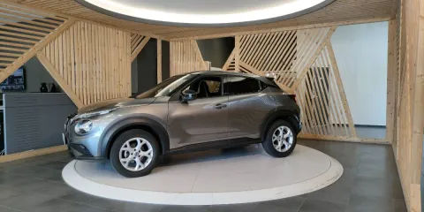 Nissan Juke 1.0 dig-t N-Connecta 114cv - Immagine 11