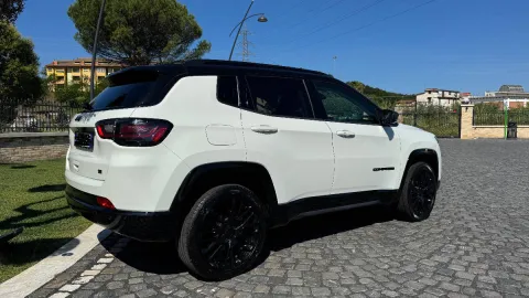 Jeep Compass 1.3 turbo t4 phev S 4xe auto - Immagine 6