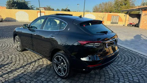 Maserati Levante 2.0 mhev GT 330cv auto - Immagine 10