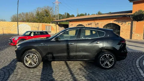 Maserati Levante 2.0 mhev GT 330cv auto - Immagine 11