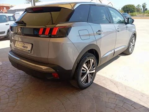Peugeot 3008 1.5 bluehdi Allure Pack s&s 130cv eat8 - Immagine 6