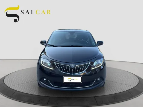 Lancia Ypsilon 1.0 firefly hybrid Gold s&s 70cv 5p.ti - Immagine 2