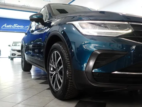 Volkswagen Tiguan 2.0 tdi Life 150cv dsg - Immagine 11