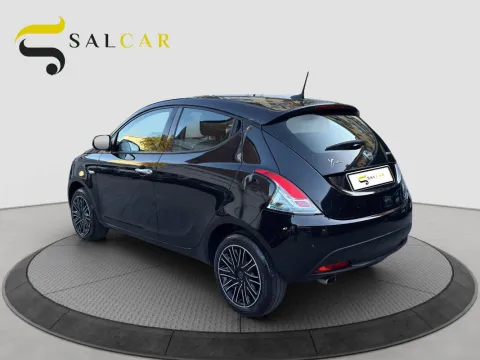 Lancia Ypsilon 1.0 firefly hybrid Gold s&s 70cv 5p.ti - Immagine 6
