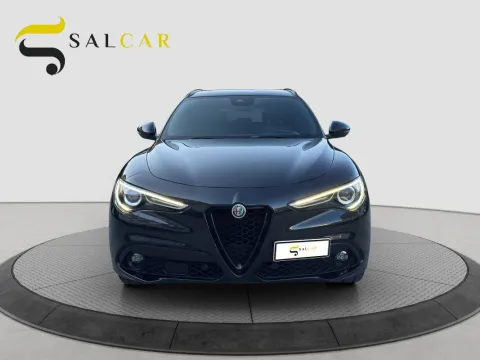 Alfa Romeo Stelvio 2.2 t Sprint Q4 190cv auto - Immagine 2