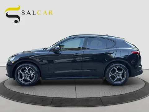 Alfa Romeo Stelvio 2.2 t Sprint Q4 190cv auto - Immagine 4