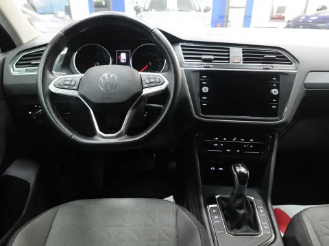 Volkswagen Tiguan 2.0 tdi Life 150cv dsg - Immagine 15