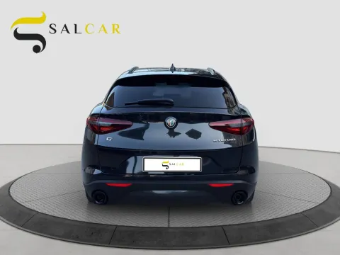 Alfa Romeo Stelvio 2.2 t Sprint Q4 190cv auto - Immagine 7