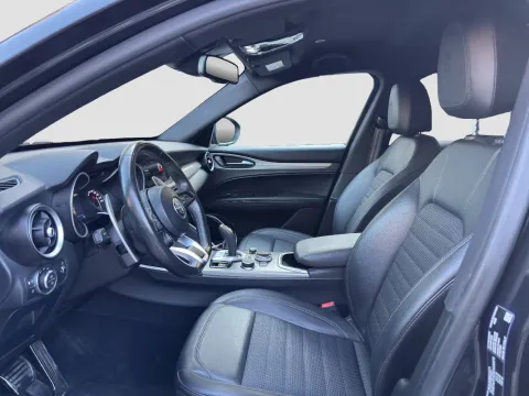 Alfa Romeo Stelvio 2.2 t Sprint Q4 190cv auto - Immagine 10