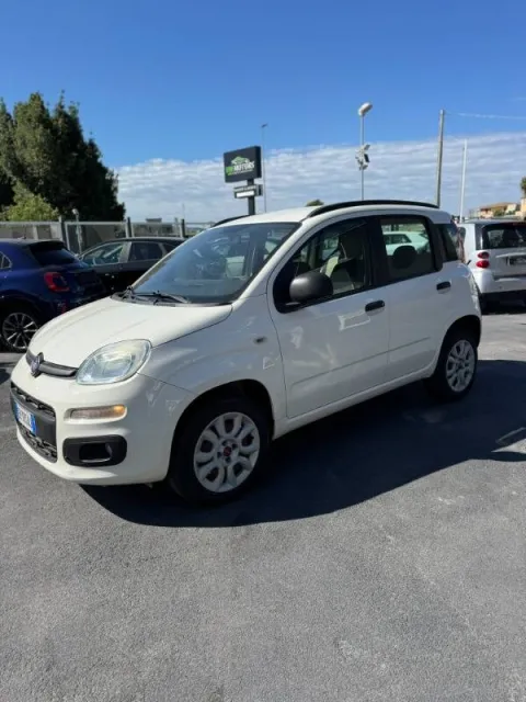 Fiat Panda 0.9 t.air t. natural power Easy 80cv - Immagine 3