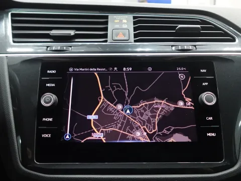 Volkswagen Tiguan 2.0 tdi Life 150cv dsg - Immagine 23