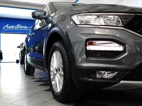 Volkswagen T-Roc 2.0 tdi Business 115cv - Immagine 11
