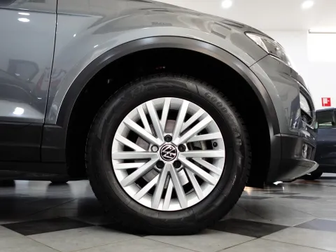 Volkswagen T-Roc 2.0 tdi Business 115cv - Immagine 13
