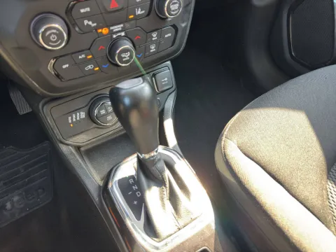 Jeep Renegade 1.3 t4 phev Limited 4xe at6 - Immagine 19