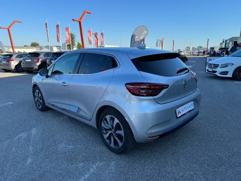 Renault Clio 1.6 E-Tech hybrid Serie limitata 140cv auto - Immagine 8