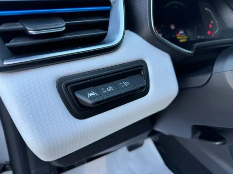 Renault Clio 1.6 E-Tech hybrid Serie limitata 140cv auto - Immagine 17