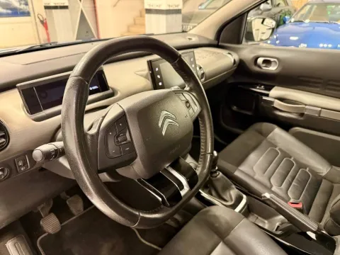 Citroen C4 Cactus 1.5 bluehdi Shine s&s 100cv - Immagine 25