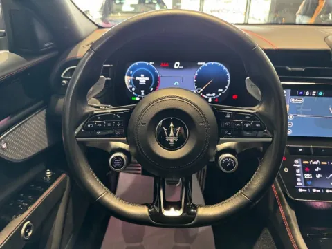 Maserati Grecale 2.0 mhev Modena 330cv auto - Immagine 18