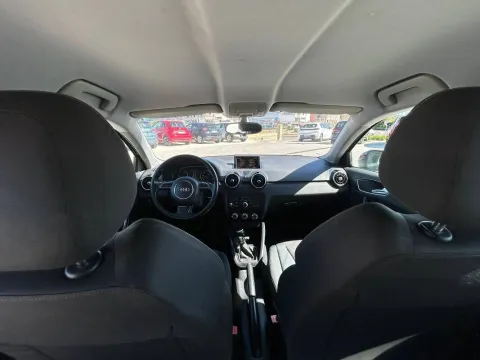 Audi A1 Sportback 1.6 tdi Attraction 90cv - Immagine 20