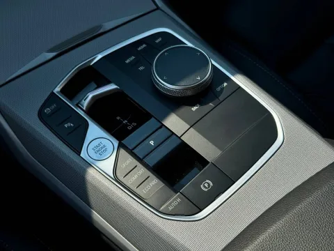 BMW 320d Touring mhev 48V xdrive auto - Immagine 12