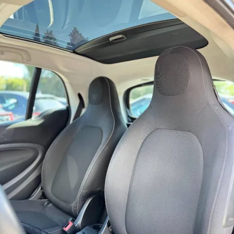 Smart Fortwo 1.0 Passion 71cv twinamic - Immagine 8