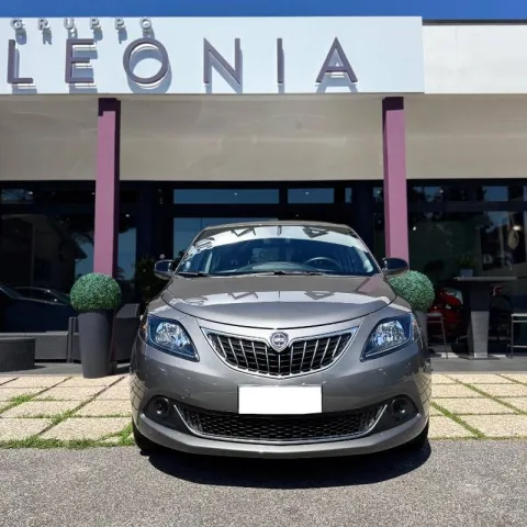 Lancia Ypsilon 1.2 Gold Plus Gpl 69cv - Immagine 2