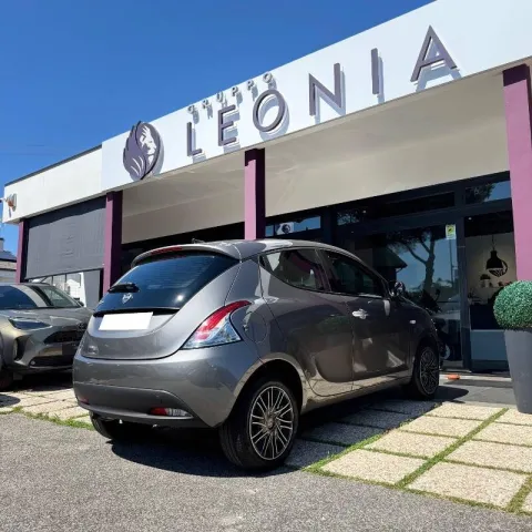 Lancia Ypsilon 1.2 Gold Plus Gpl 69cv - Immagine 6