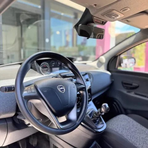 Lancia Ypsilon 1.2 Gold Plus Gpl 69cv - Immagine 7