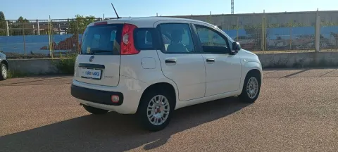 Fiat Panda 1.0 firefly hybrid City Life s&s 70cv 5p.ti - Immagine 6