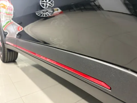 Alfa Romeo Junior 1.2 ibrida Speciale 145cv edct6 - Immagine 26