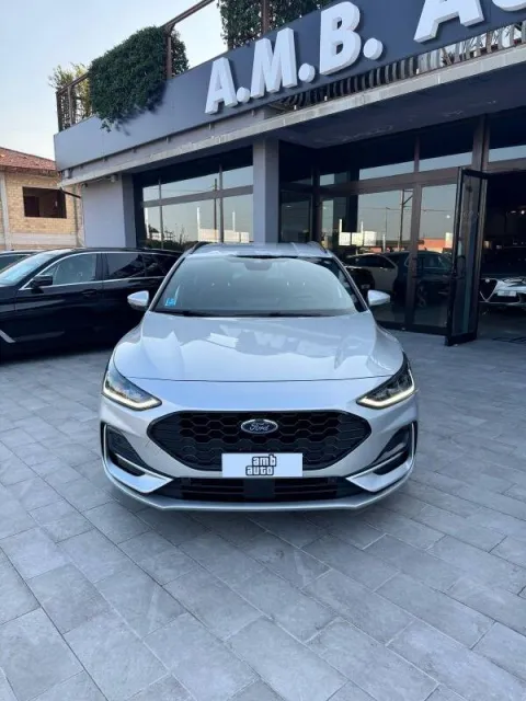 Ford Focus SW 1.5 ecoblue ST-Line 115cv auto - Immagine 2