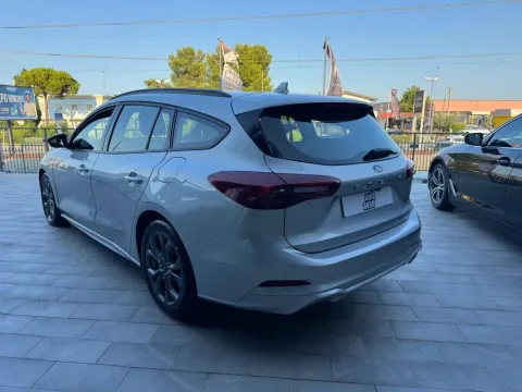 Ford Focus SW 1.5 ecoblue ST-Line 115cv auto - Immagine 4