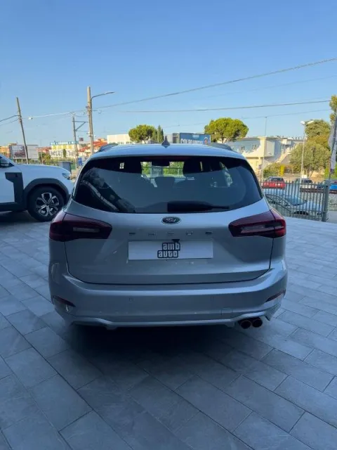 Ford Focus SW 1.5 ecoblue ST-Line 115cv auto - Immagine 5