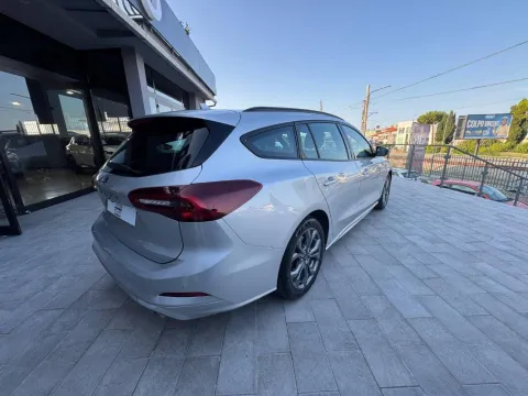 Ford Focus SW 1.5 ecoblue ST-Line 115cv auto - Immagine 6