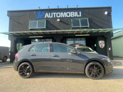 Volkswagen Golf 1.0 etsi evo Life 110cv dsg - Immagine 1