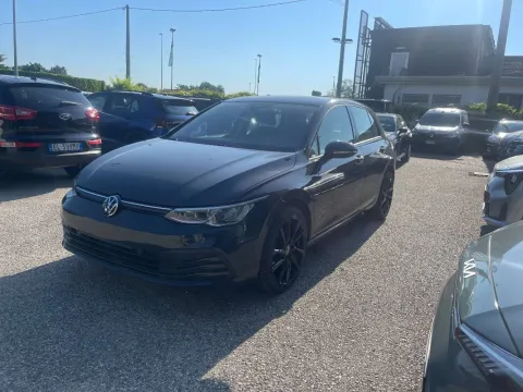 Volkswagen Golf 1.0 etsi evo Life 110cv dsg - Immagine 2
