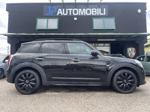 Mini Mini Countryman 2.0 Cooper D Business auto - Immagine 1
