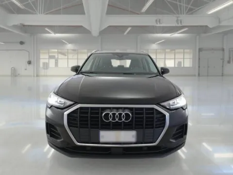 Audi Q3 35 2.0 tdi Business s-tronic - Immagine 2