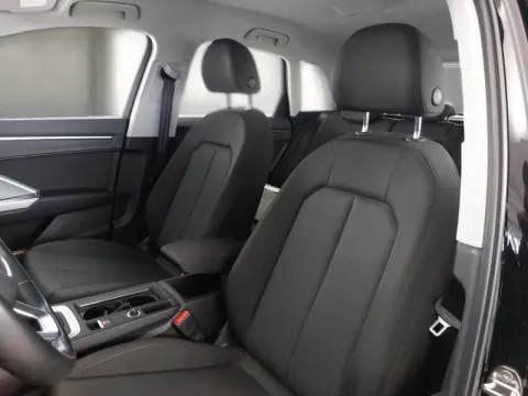 Audi Q3 35 2.0 tdi Business s-tronic - Immagine 9