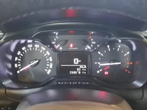 Citroen C3 1.2 puretech Shine s&s 83cv neopatentati my18 - Immagine 10