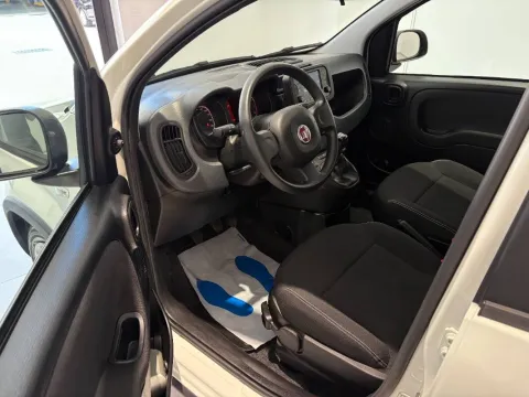 Fiat Panda 1.0 firefly hybrid s&s 70cv 5p.ti - Immagine 10