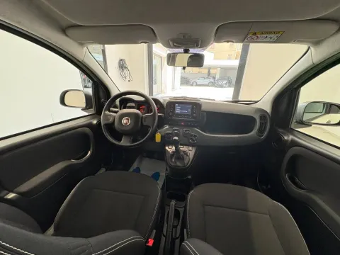 Fiat Panda 1.0 firefly hybrid s&s 70cv 5p.ti - Immagine 14