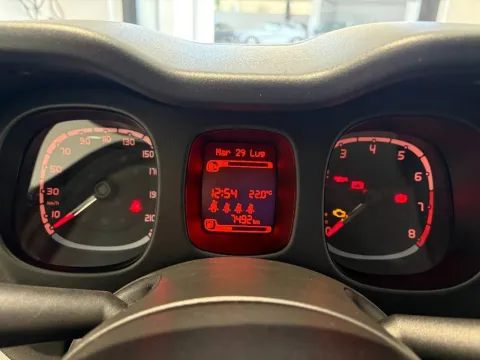 Fiat Panda 1.0 firefly hybrid s&s 70cv 5p.ti - Immagine 15