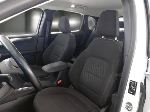 Ford Kuga 1.5 ecoblue Titanium Business 2wd 120cv auto - Immagine 10