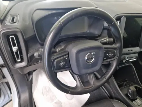 Volvo XC40 2.0 d3 awd geartronic my20 - Immagine 8