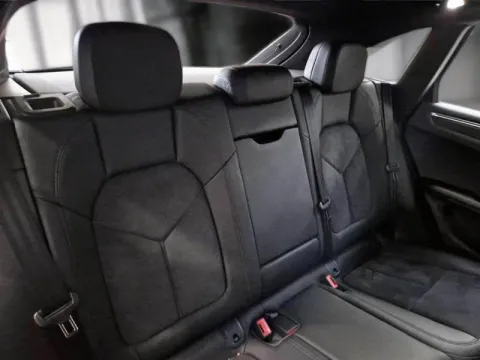 Porsche Macan 2.0 245cv pdk - Immagine 18