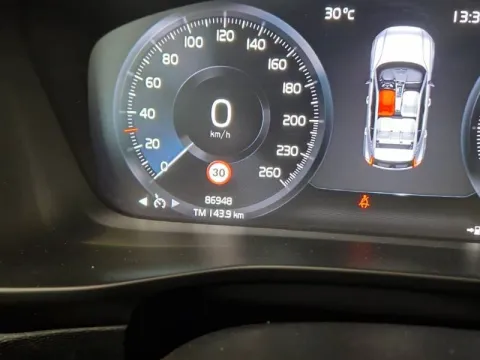 Volvo XC40 2.0 d3 awd geartronic my20 - Immagine 9