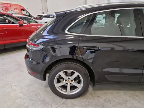 Porsche Macan 2.0 245cv pdk - Immagine 21