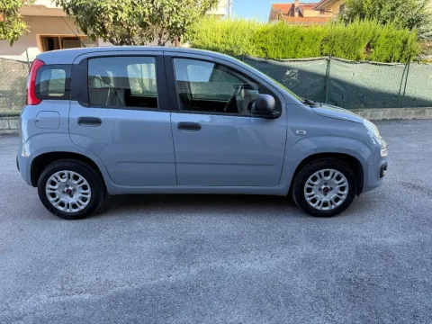 Fiat Panda 1.2 Pop s&s 69cv my19 - Immagine 6